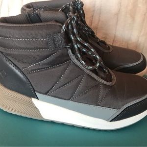 Lands End Transitional Insulated Boots (9M)